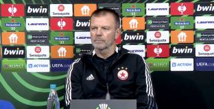 Стойчо Младенов става третият треньор, който говори за вмешателство в селекцията в ЦСКА